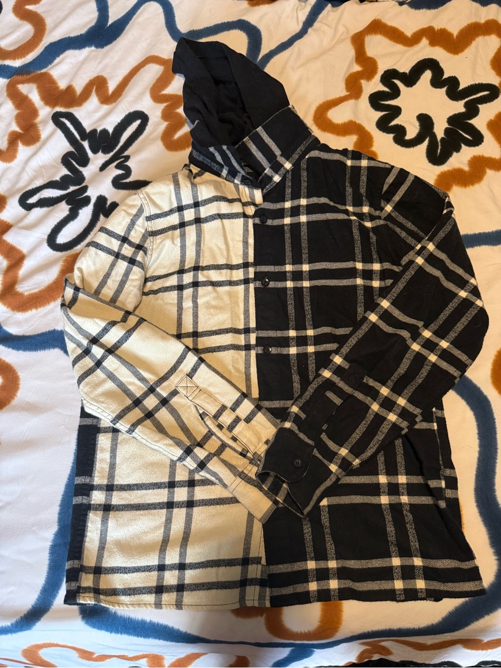 Hollister Men’s Flannel Hooded Black and White Two Tone Pattern Size S